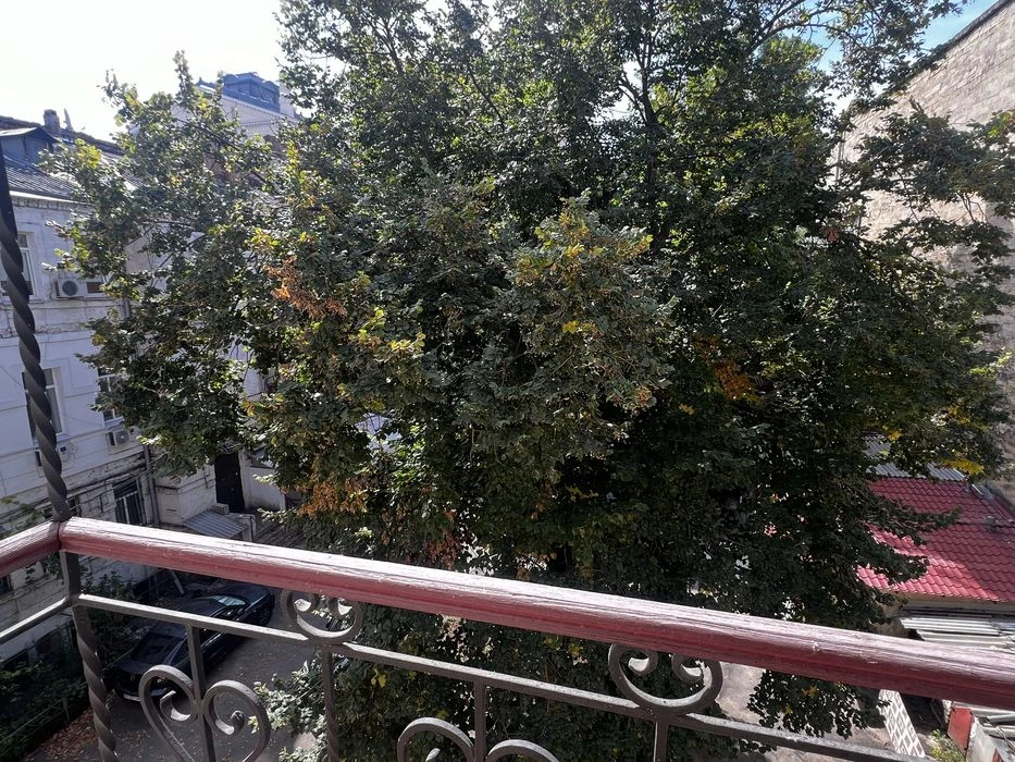 Пентхаус возле Оперного театра 210м2, $150.000