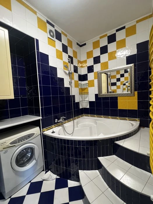 Пентхаус возле Оперного театра 210м2, $150.000