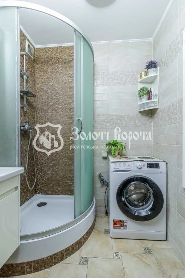 Sale of a 2-room apartment of 60 m², Vladimir Antonovych str.