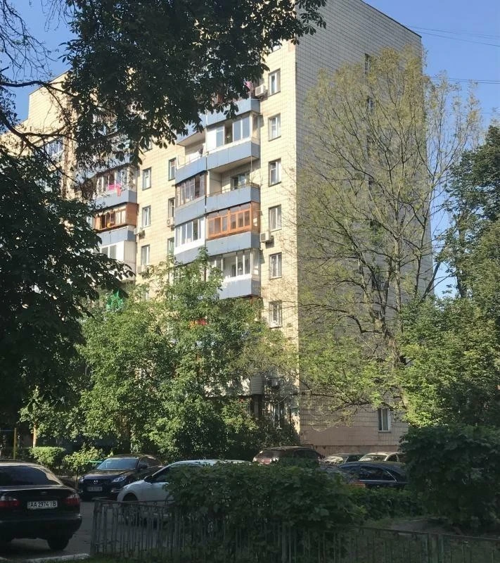 1-room apartment for sale 27 m², Gusovskogo st., 2