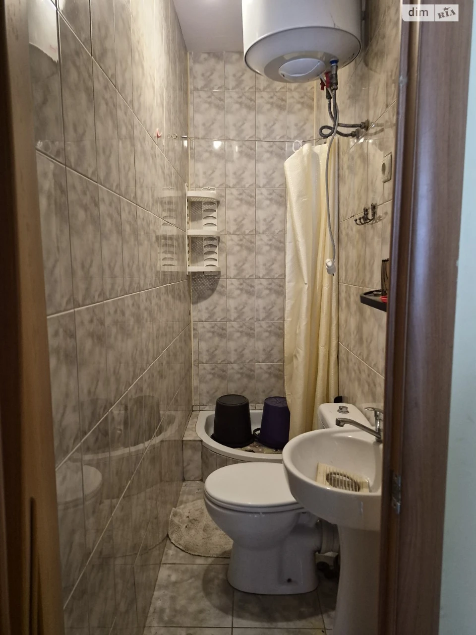 Long-Term Apartment Rental