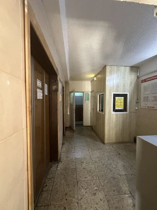 Продам 2к квартиру 56м2, вул. Ревуцкого 18. Позняки, Харківс