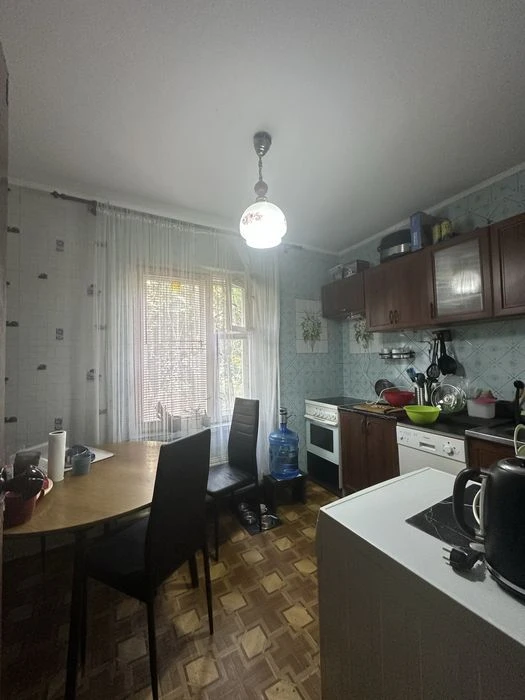 Продам 2к квартиру 56м2, вул. Ревуцкого 18. Позняки, Харківс
