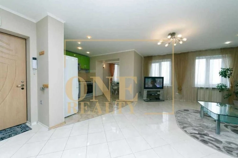 Продажа 3к квартиры 75 кв. м ЦЕНТР Исторический Киев, Пейзажная