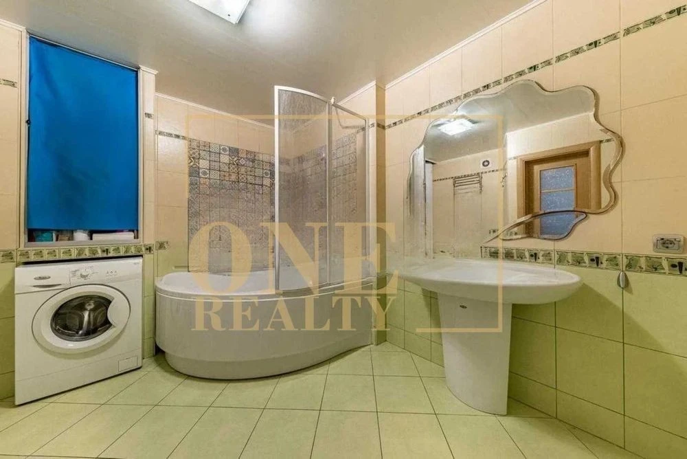 Продажа 3к квартиры 75 кв. м ЦЕНТР Исторический Киев, Пейзажная