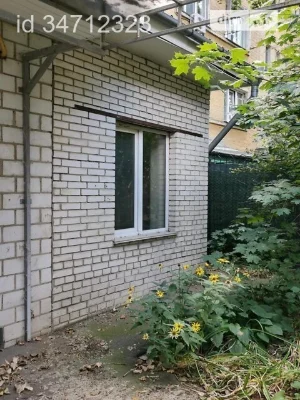 Продаж 3к квартири 62 кв. м на вул. Довнар-Запольського 3/1