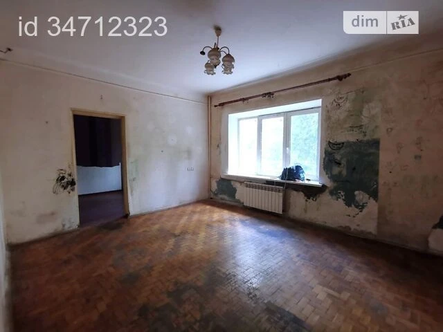 Продаж 3к квартири 62 кв. м на вул. Довнар-Запольського 3/1