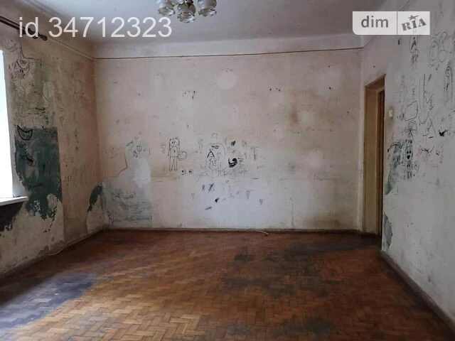 Продаж 3к квартири 62 кв. м на вул. Довнар-Запольського 3/1