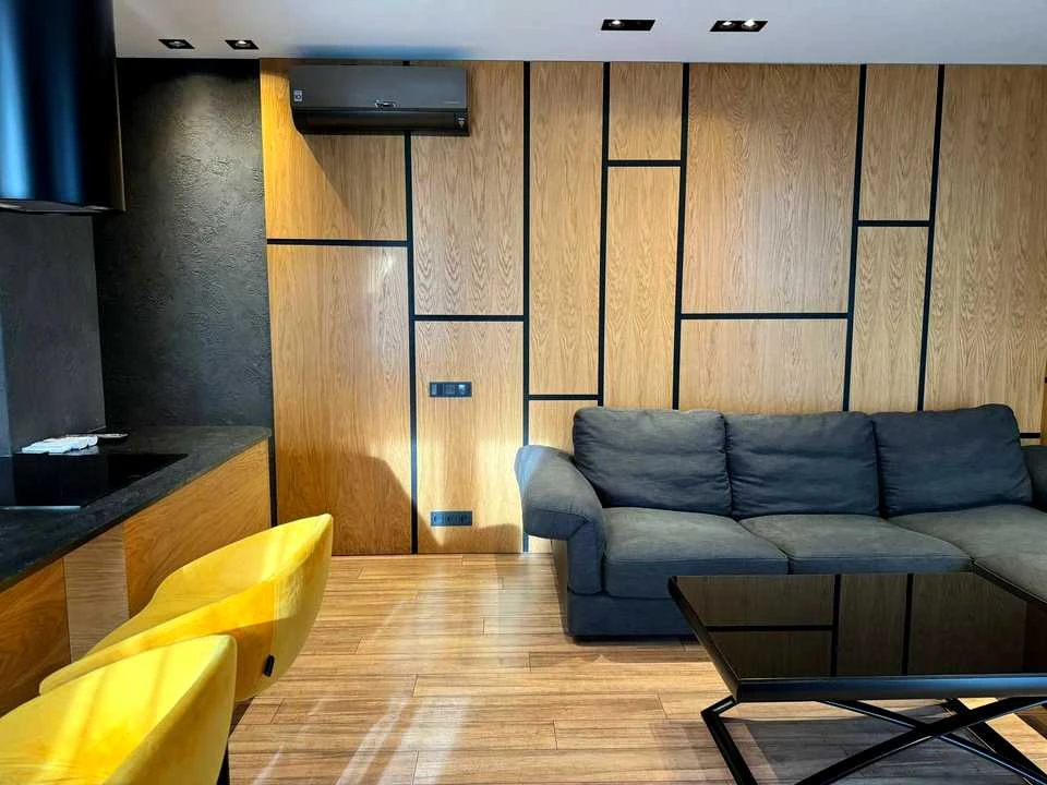 Apartment. Kyiv, Predslavynska Street.