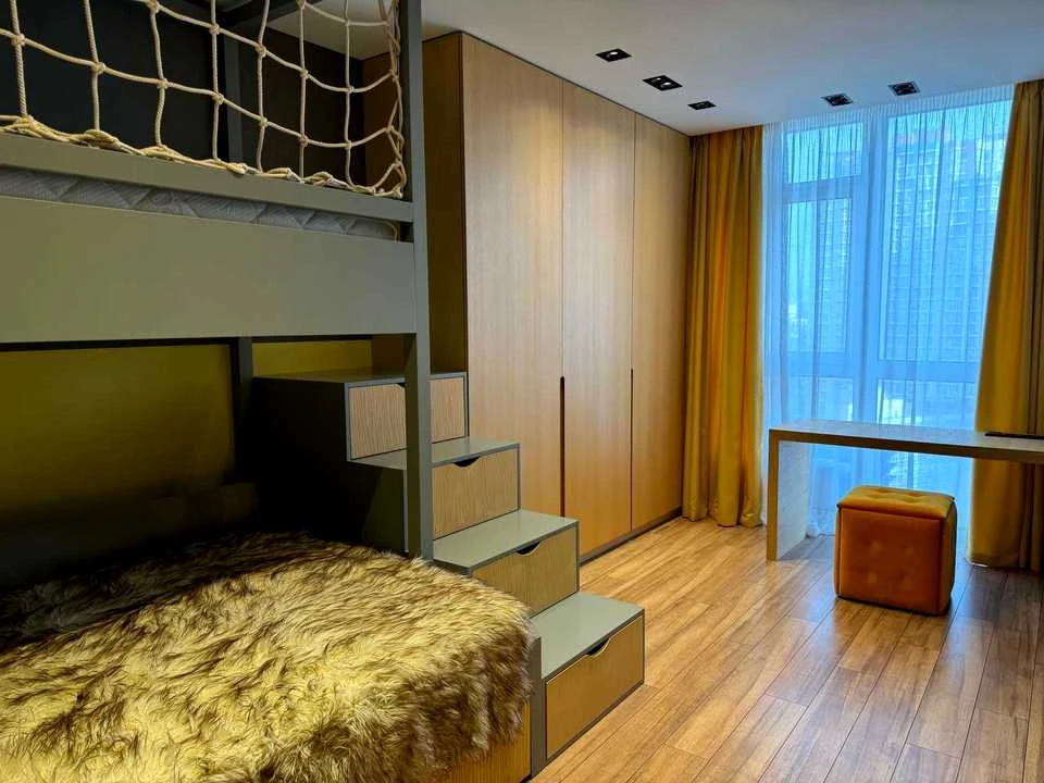 Apartment. Kyiv, Predslavynska Street.
