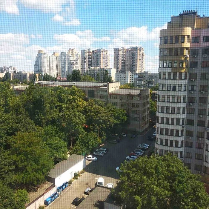 Срочная продажа 2-ком.  пр. Шевченко/ Шампанский пер.