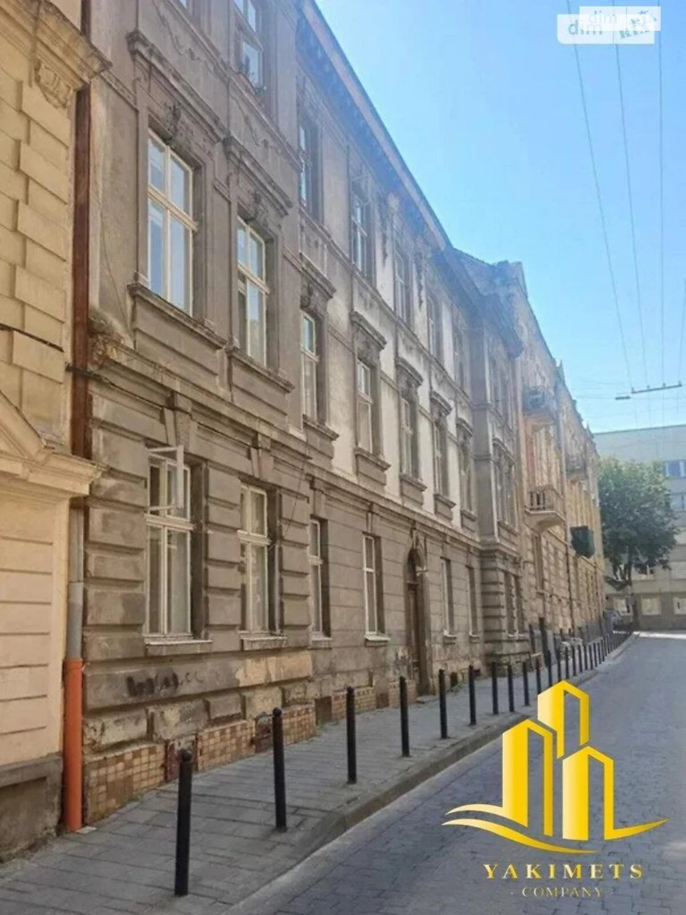 For Sale Apartment Center