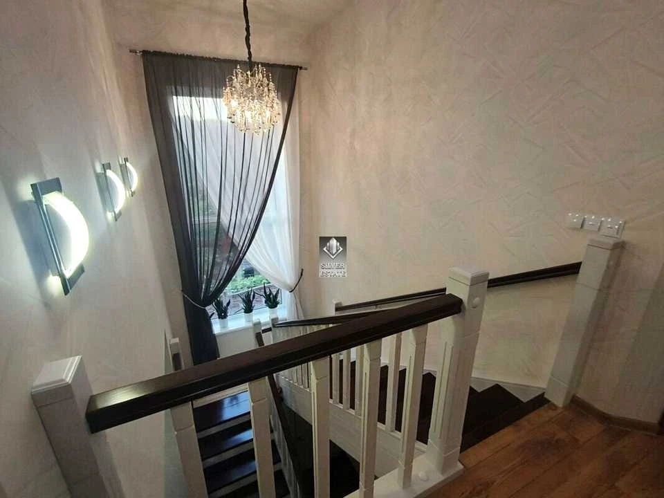 House. Zaporizhzhia, Sanatorna Street.