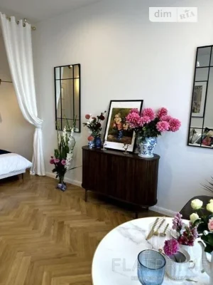 Продаж 1к квартири 40 кв. м на вул. Андрія Верхогляда 14А •