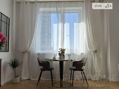 Продаж 1к квартири 40 кв. м на вул. Андрія Верхогляда 14А •