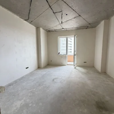 Two-room apartment for sale on Novopolyova St., Solomyansk