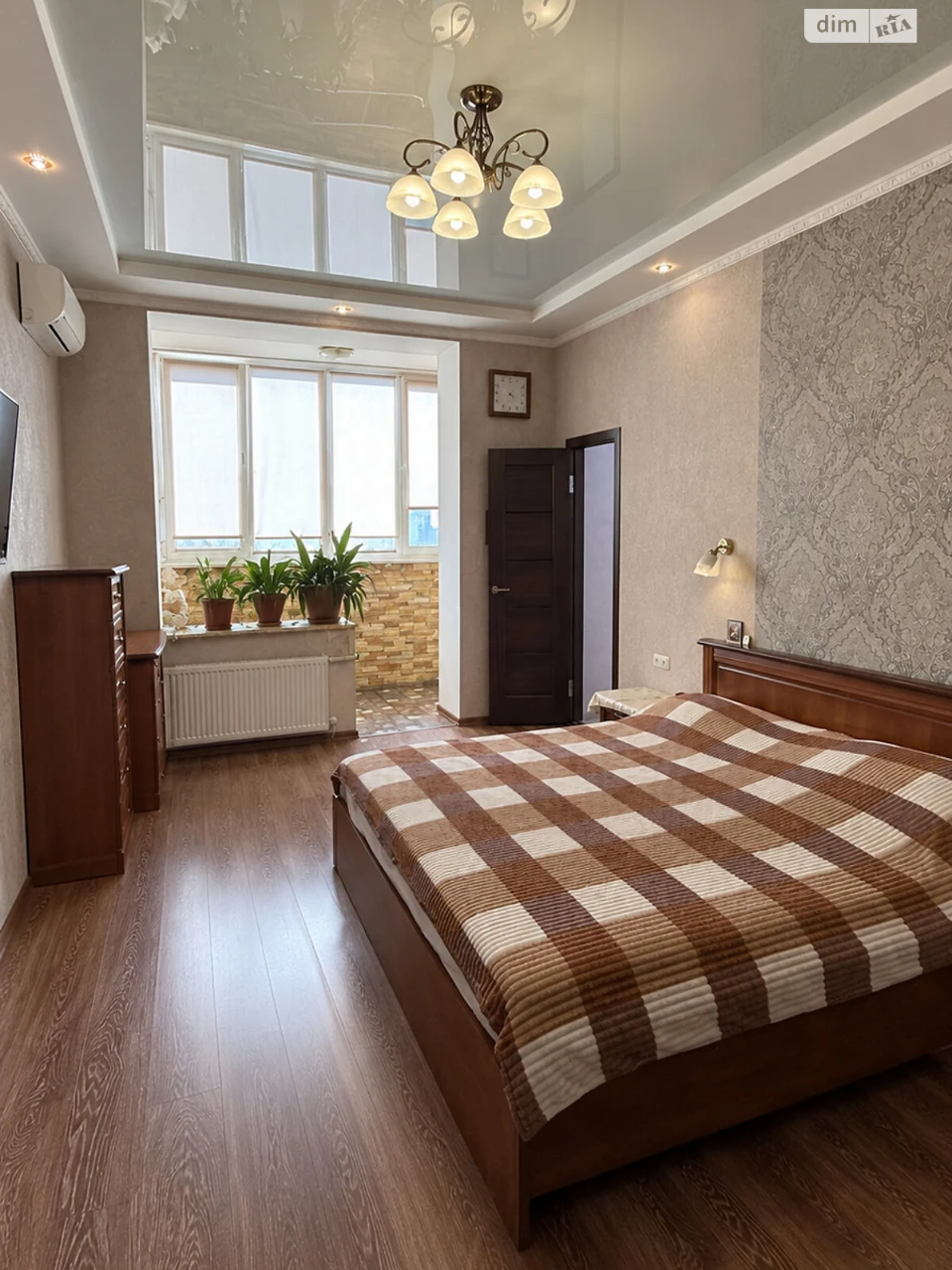 Продажа квартир Приморский.