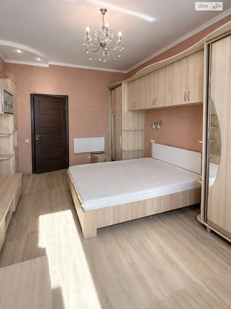 Продажа квартир Приморский.