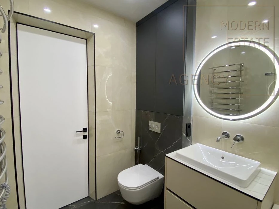 Two-level apartment with renovation Nivky Park, metro station Nivky, 120