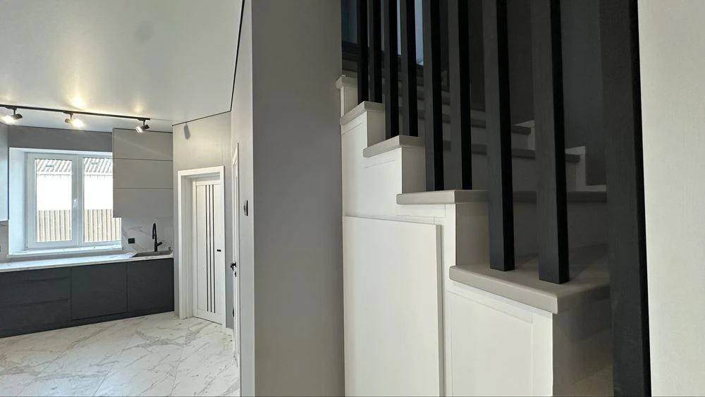 New Year's Price ‼️ Townhouse with renovation in the Hnivansky district, 2 rooms