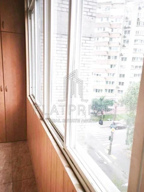 For sale 2-room apartment 56 sq. m. on Smilyanska Street 10/31 • ID 34