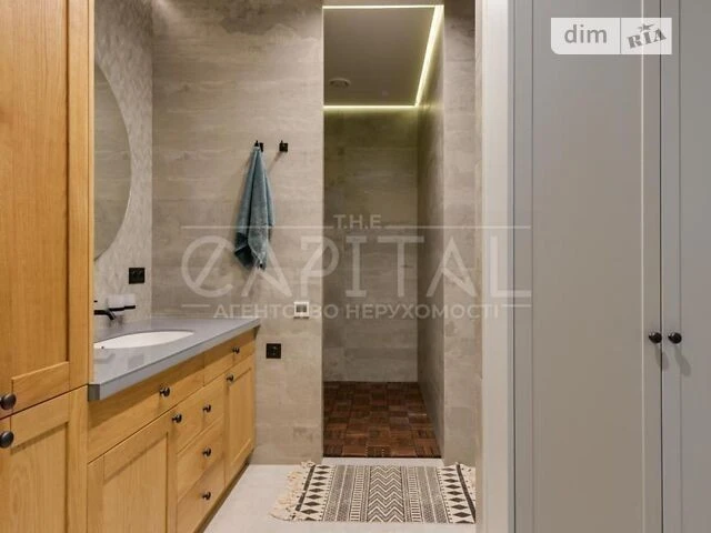 For sale 2-room apartment 100 sq. m on 7/10 Lyuteranska Street • ID 3