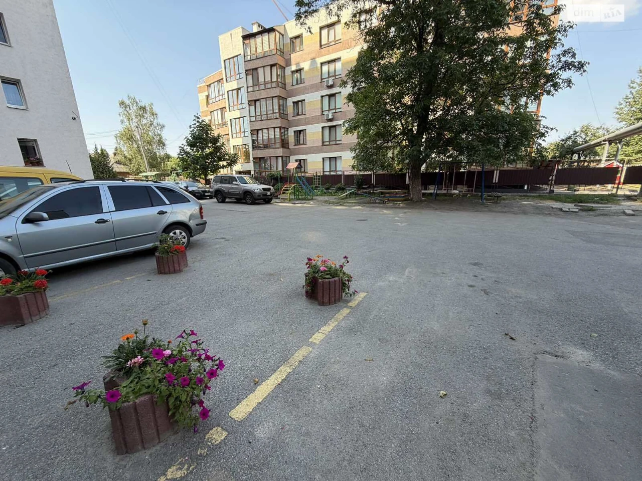 Продаж Квартира Виставка