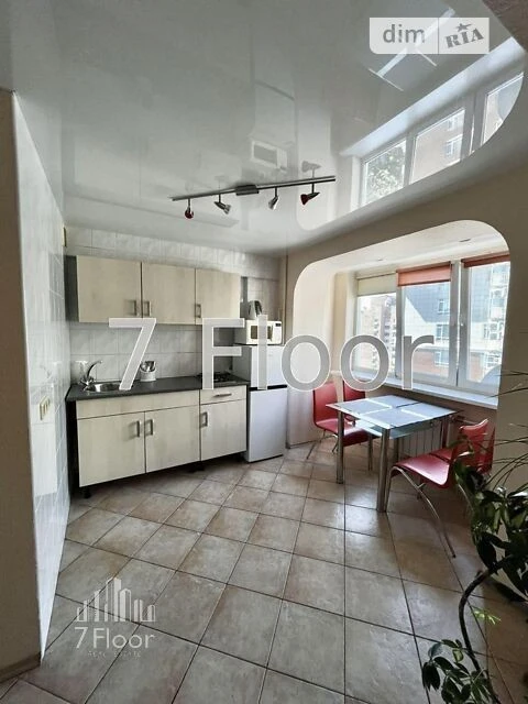 Sale of 1-room apartment 40 sq. m. on Velyka Vasylkivska 124 street