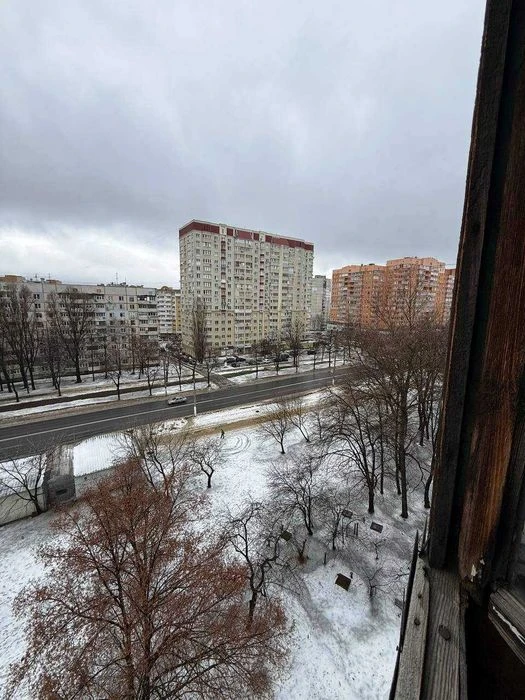 Продаж 3-кімнатної квартири вул. Гвардійців-Широнінців, 22
