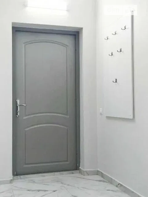 Продаж 1к квартири 27 кв. м на вул. Золотоустівська 27 • ID