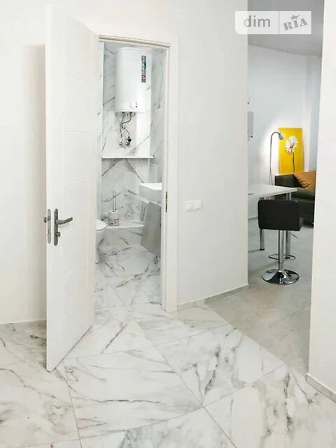 Продаж 1к квартири 27 кв. м на вул. Золотоустівська 27 • ID