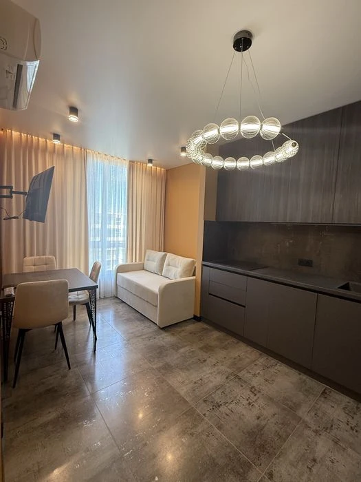 Продаж 1,5 кімнатної квартири, ЖК Корона