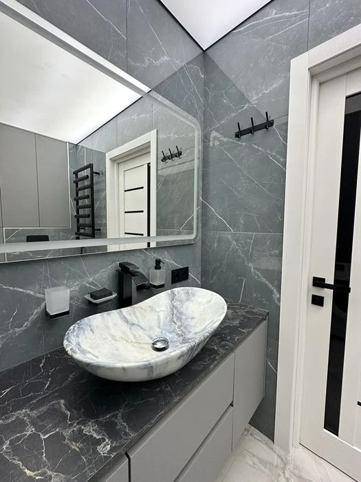 Selling a 3-room apartment on Gagarin!!