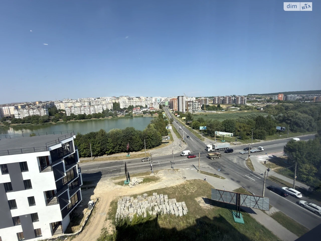 Продаж Квартира Виставка
