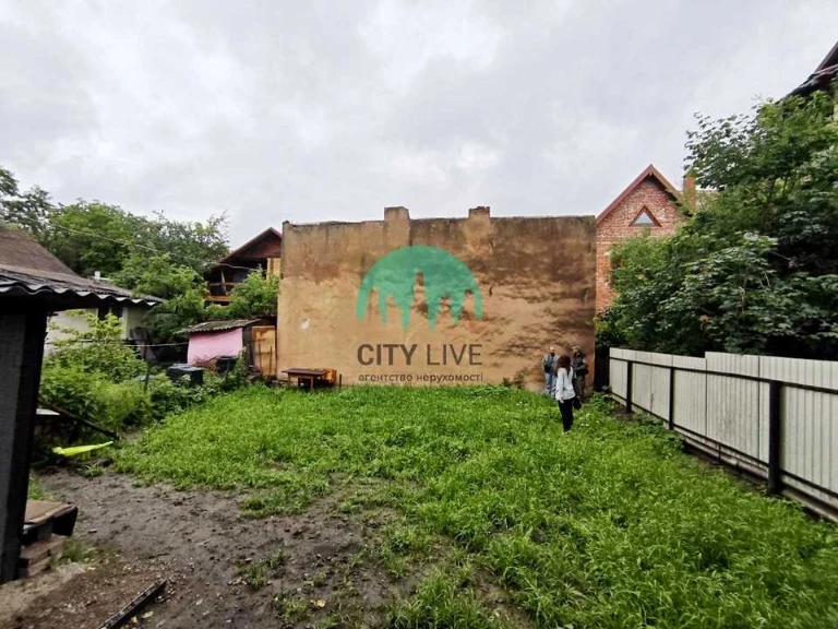 Будинок. Івано-Франківськ, Газова вул.