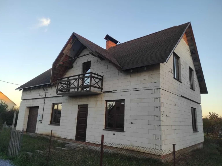 Будинок в Пирогово. 5 кімнат, 2 поверхи, всі комунікації, пр