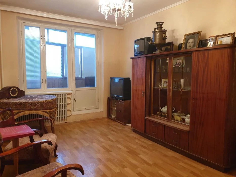 Two-room apartment for sale. Pavlovo Pole. 23 Avgusta metro station.