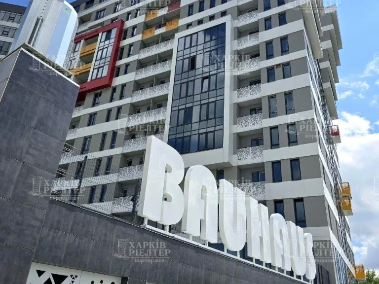 Apartment. Kharkiv, Sokilnytska St., (House)