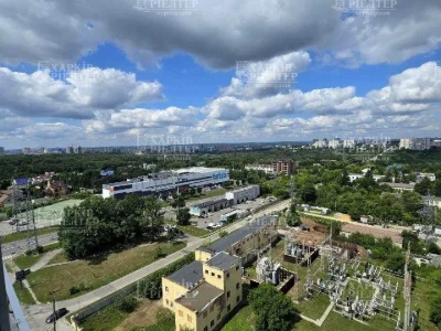 Apartment. Kharkiv, Sokilnytska St., (House)