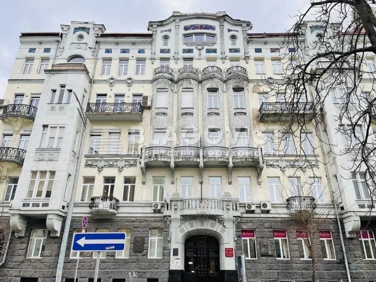 Yevhena Chykalenko (Pushkinska), 21 Hetman Skoropad apartment