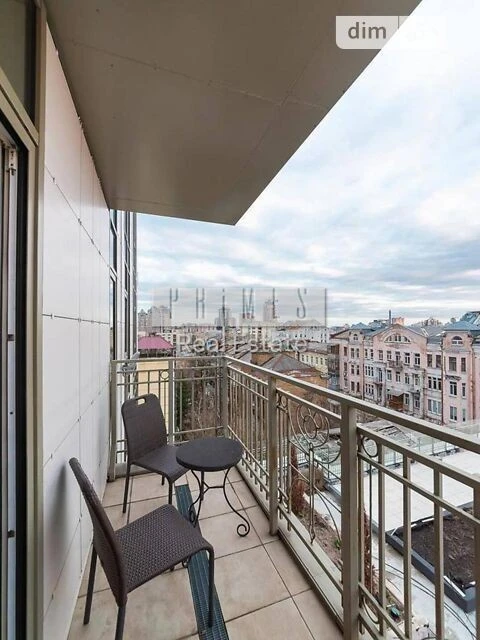 Sale of 3-room apartment 142.6 sq. m on Bulvarno-Kudryavska Street