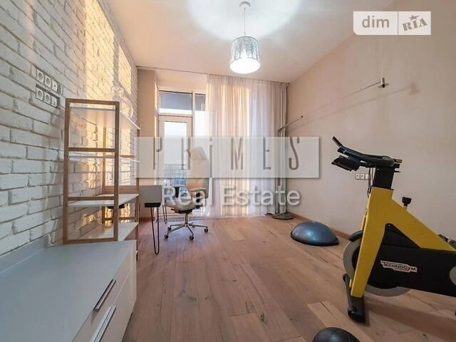 Sale of 3-room apartment 142.6 sq. m on Bulvarno-Kudryavska Street