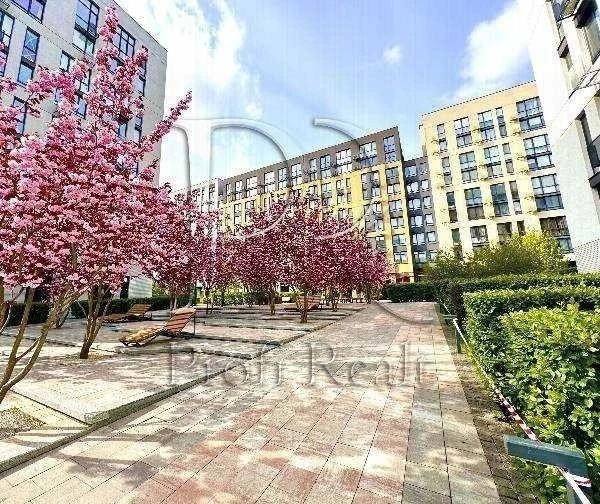 3-room apartment for sale 118 m², Salyutna St., 2