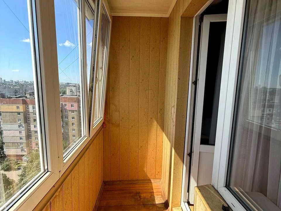 Apartment. Kharkiv, Unity St. (Krasnodarska), 171k