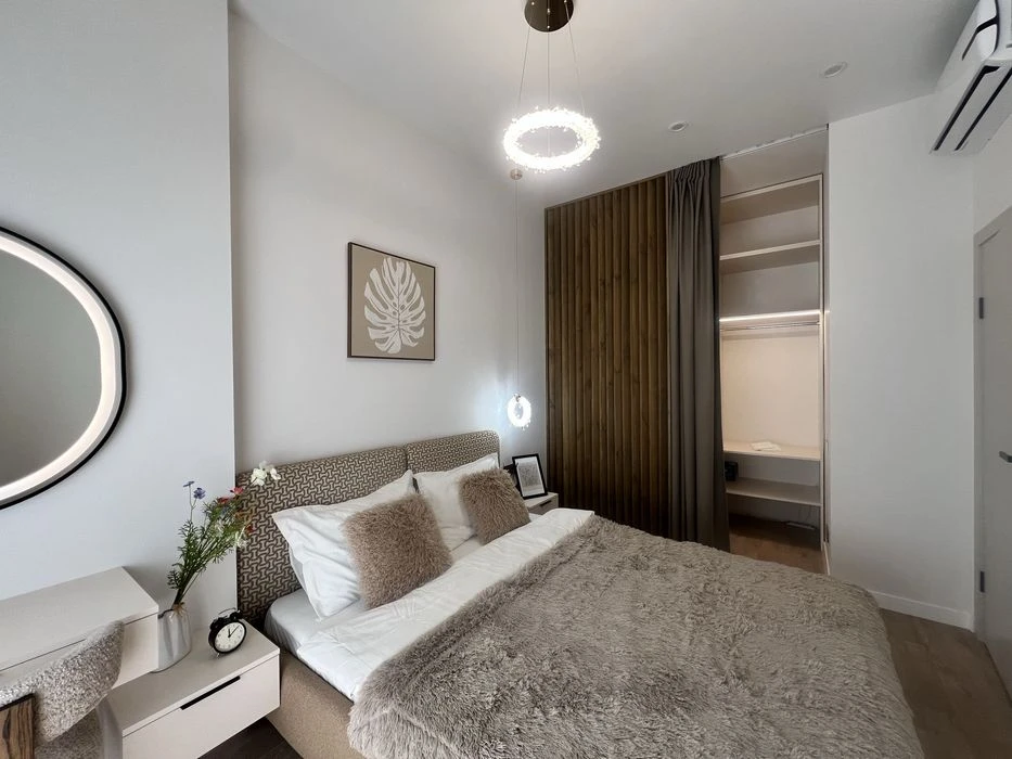 ЖК «Итака», 1 комнатная 45 м², Дизайнерский ремонт, 7 станции
