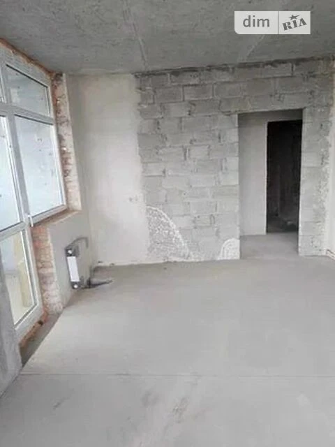 Продаж 3к квартири 83.4 кв. м на просп. Георгія Нарбута 1А •