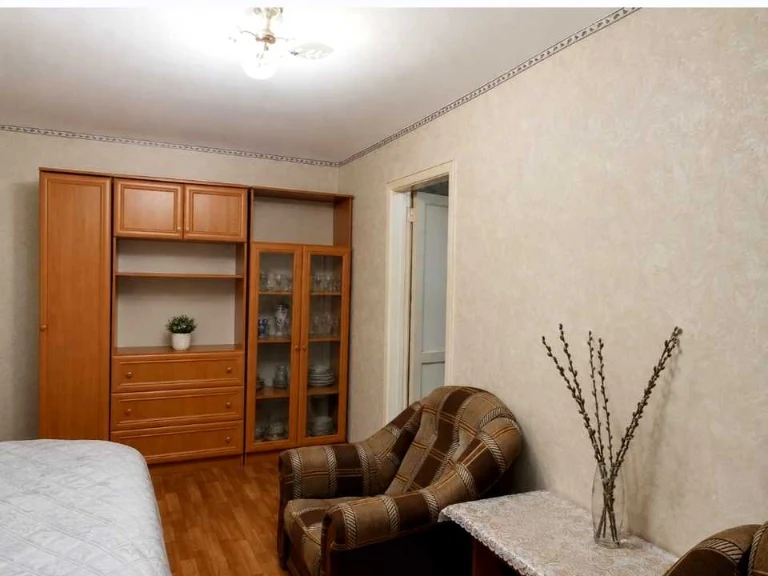 Квартира. Запоріжжя, Рекордна вул.