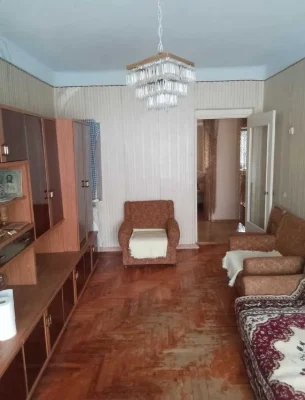 Охайна двушка на Пархоменка (213-297-571)
