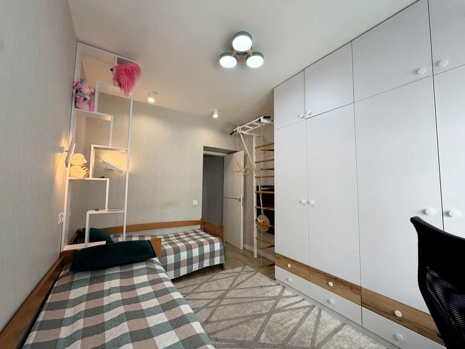 Apartment. Kyiv, Kharkiv highway