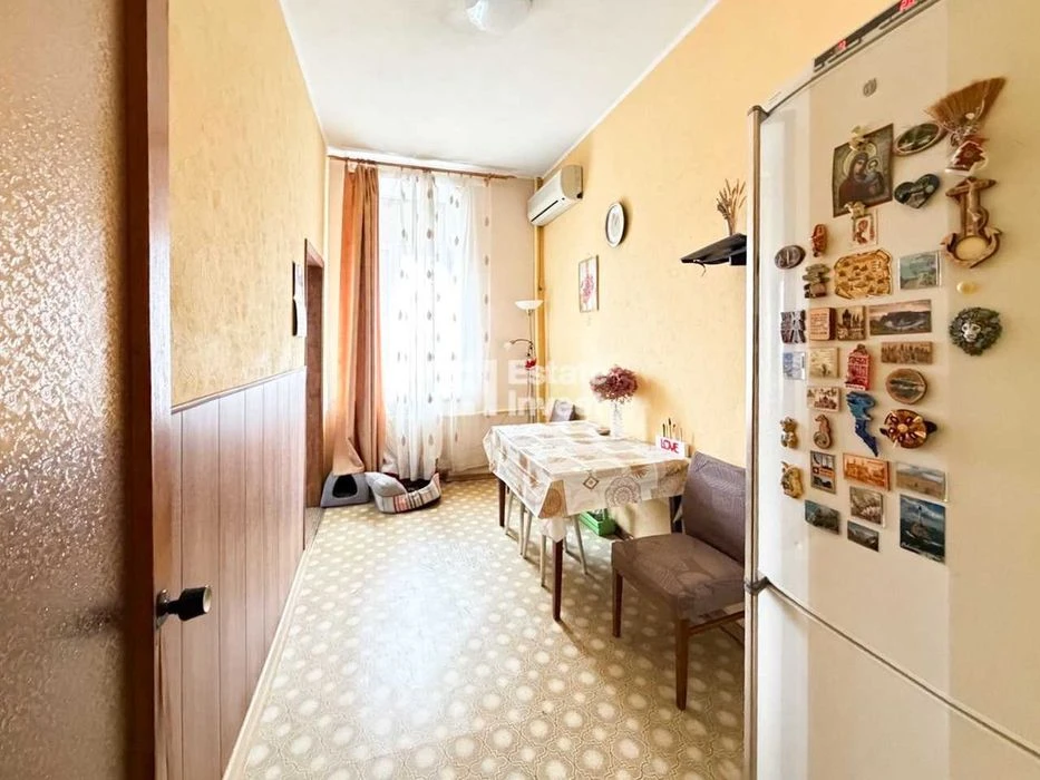 I will sell a 3-room apartment on Sumska Street, 77/79